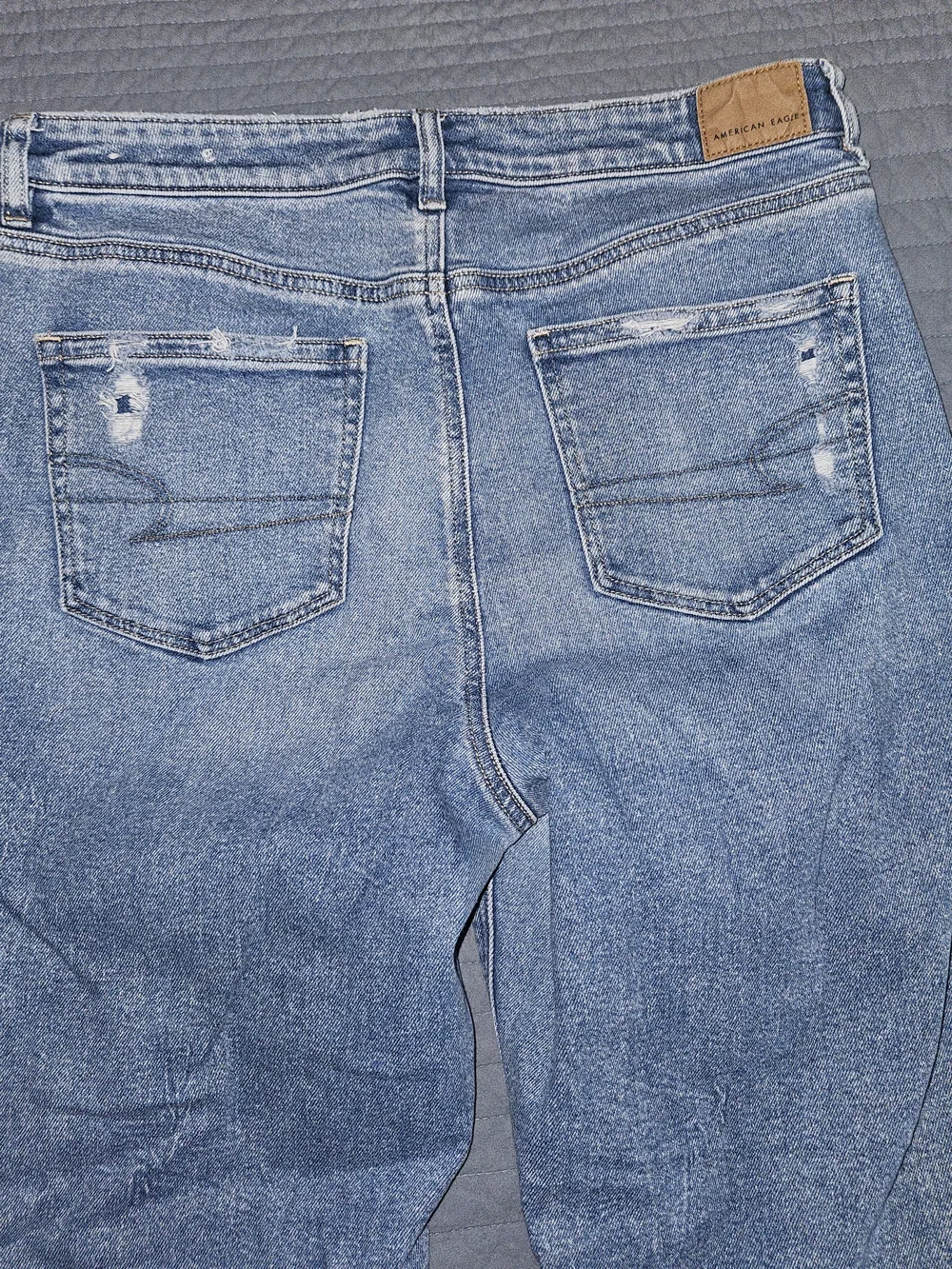 American Eagle Outfitters Light Blue Distressed Straight Leg Jeans